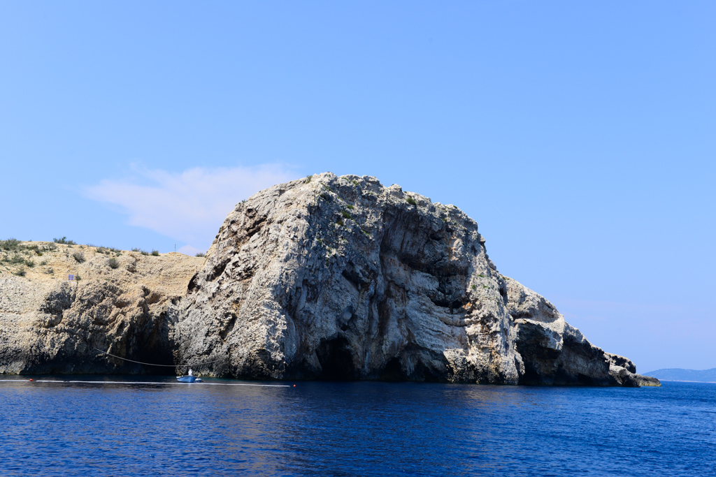 Entrance to the blue cave on Bisevo island. You can only go there with your dingi and pay an entrance fee to the guard. The blue colors within the cave are unbelievable! 