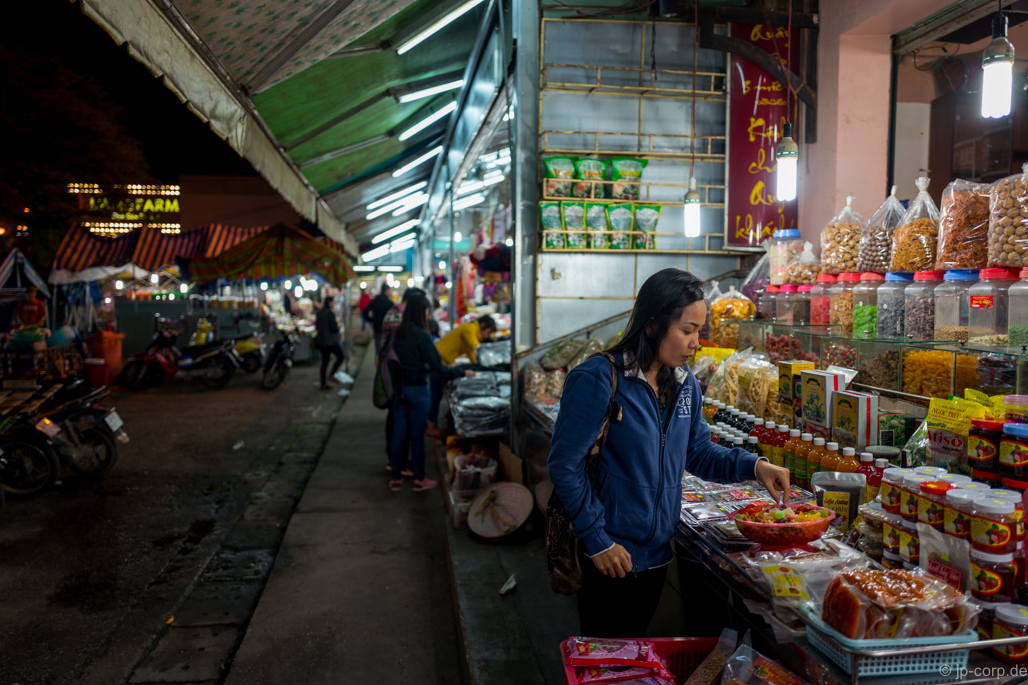 Dalat Vietnam night market